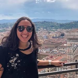 Meet your Posher, Emily